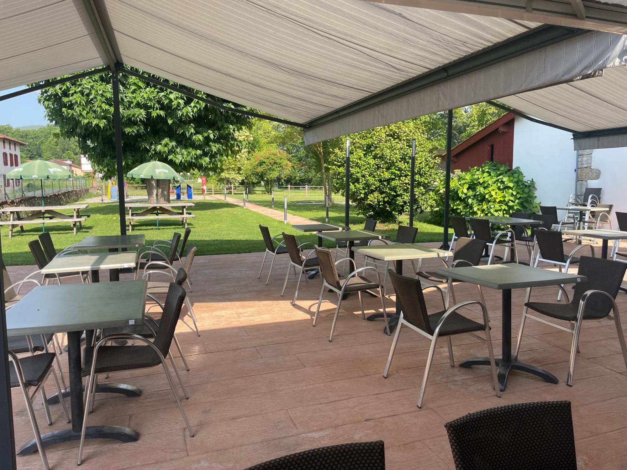 Hotel Mendy Saint-Jean-le-Vieux  Экстерьер фото